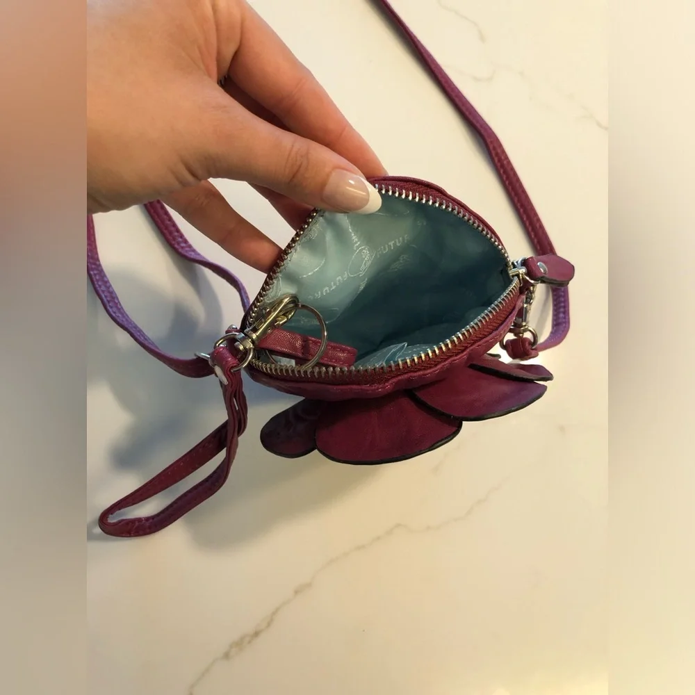Rose Crossbody Faux Leather Crossbody / Clutch Purse OS